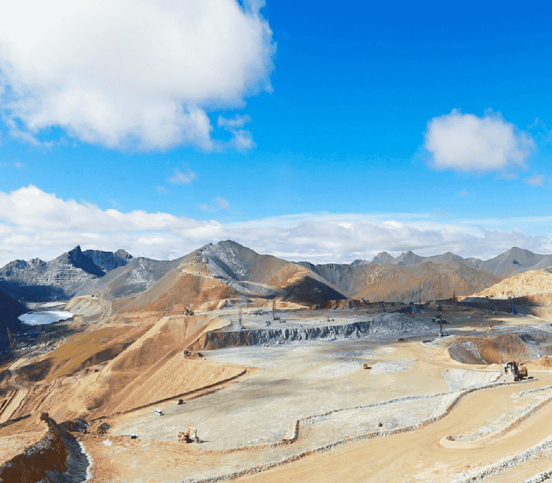中國最大的世界級 斑巖型露天銅礦